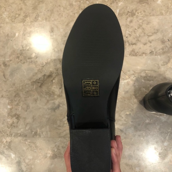 London Rebel Side Zip Heeled Ankle Boots - Picture 7 of 7